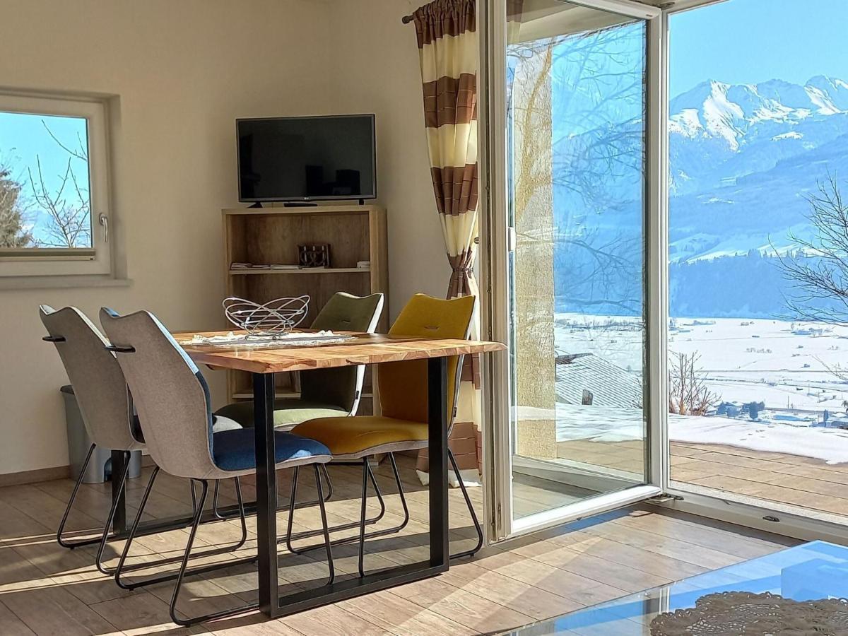 Bright Flat Close To The Ski Area Пиезендорф Екстериор снимка